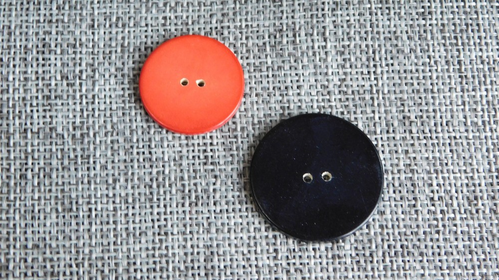 Antique Vtg Button Celluloid #434-D