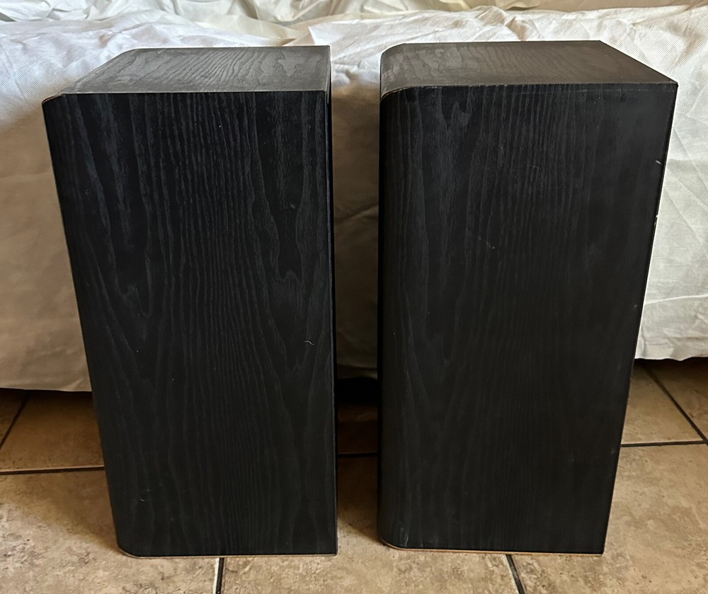 Vintage Pair JBL Speakers Model JBL800.