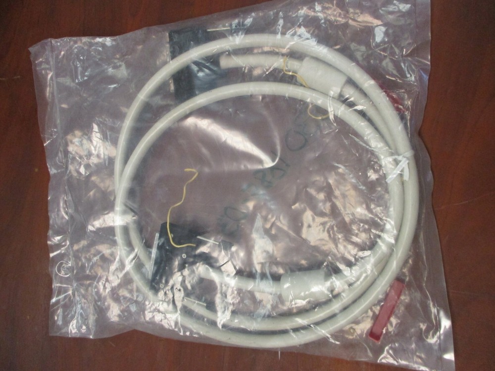 New Sun Microsystems 530-1885-03 2M. SCSI Cable