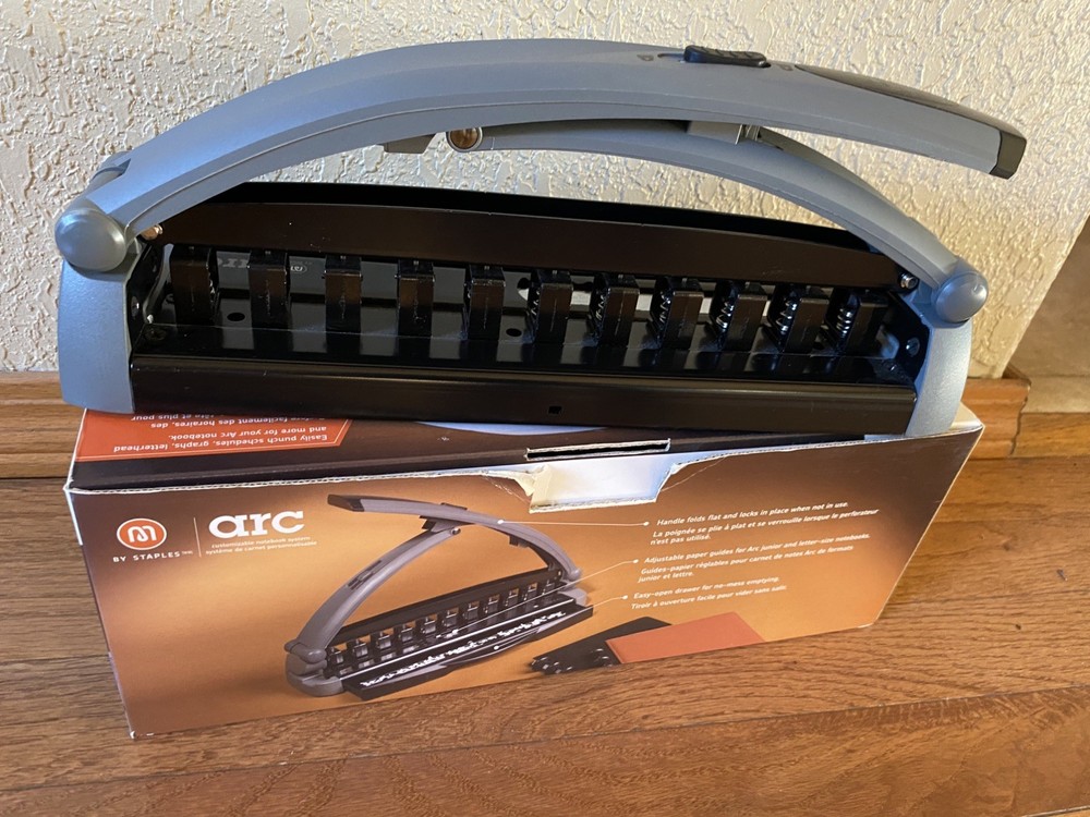 Staples ARC System Desktop 11 Hole Punch 8 Sheet Capacity Office