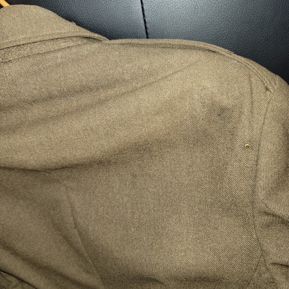 VINTAGE WW2 US ARMY JACKET 37L