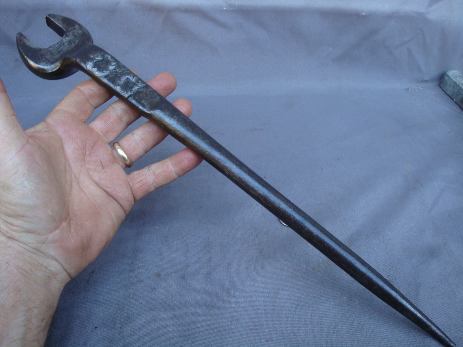 Vintage Williams 907 1-1/8" 5/8 USS Bolt Offset Spud Wrench