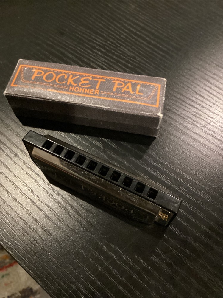 NICE HOHNER POCKET PAL HARMONICA IN BOX