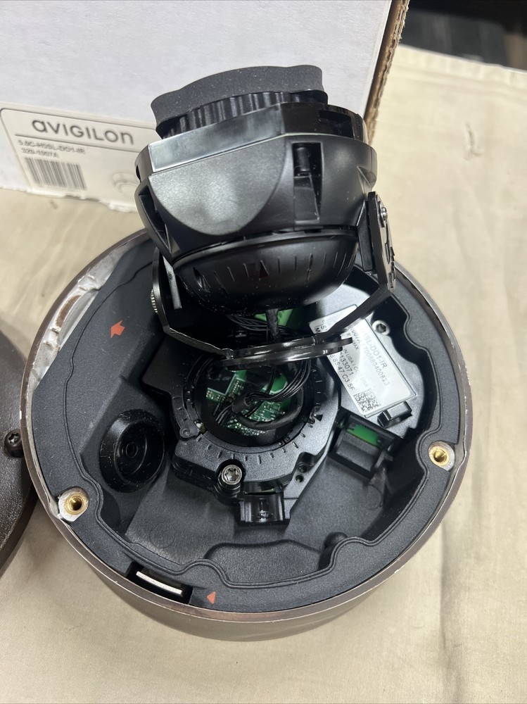 Avigilon 5.0C-H5SL-D01-IR Mini Dome Camera Read Description