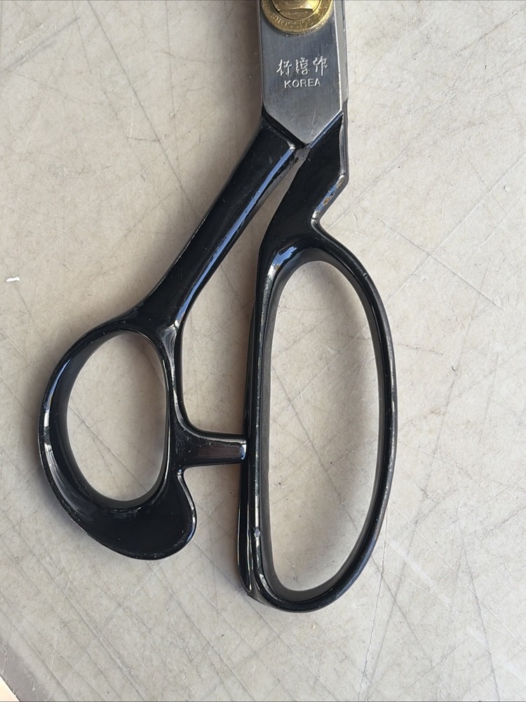 Dragonfly Professional Tailoring Scissors A240 10 1/2”