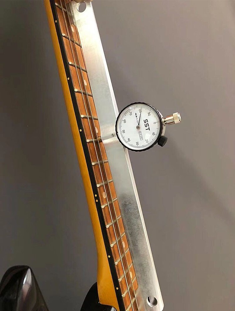 Neck Relief Gauge/Luthier tools