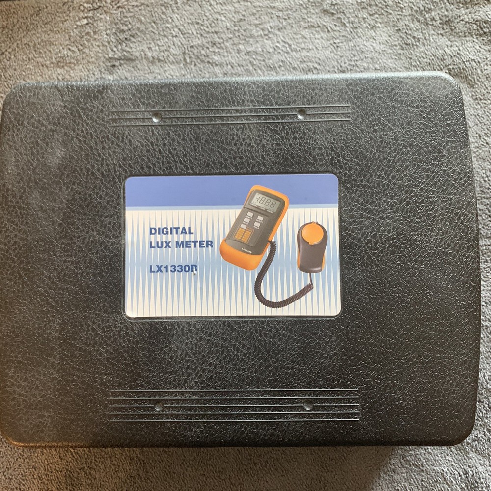 Digital Lux Meter LX1330B - Mastech 200000Luxmeter