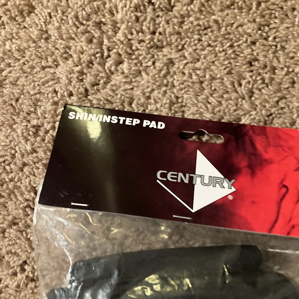 CENTURY SHIN/INSTEP PAD Small