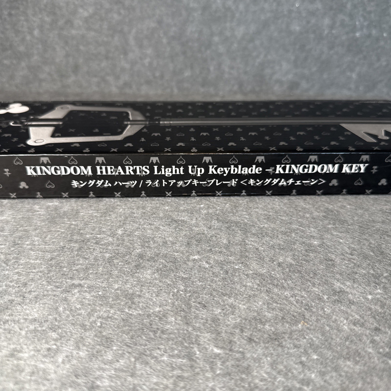 Square Enix KINGDOM HEARTS 14" Replica Light Up Keyblade Kingdom Key NEW Disney