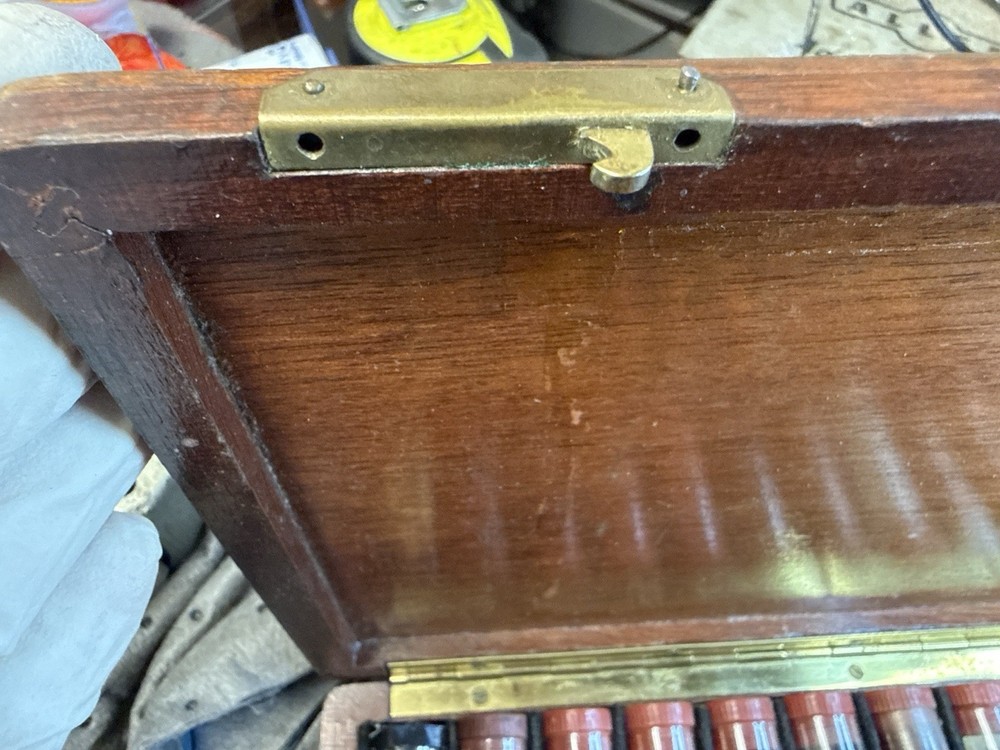 Van Keuren Thread Measuring Wire Library – 60° HSS – Mahogany Case – VTG