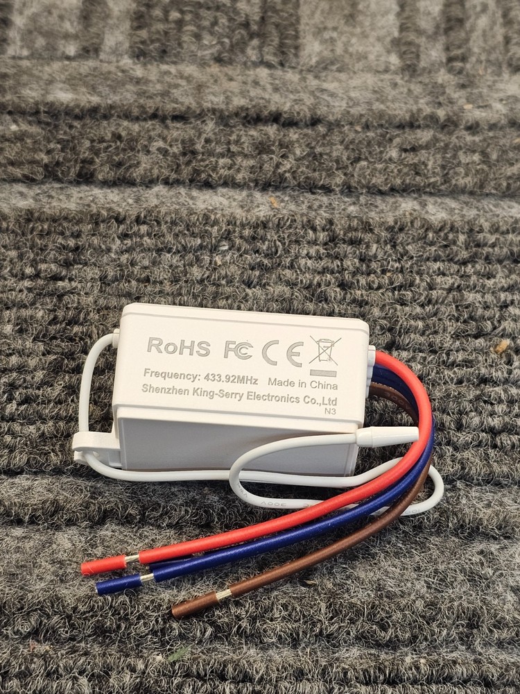 Thinkbee 3 Way Wireless Switch and Receiver, Dual Remote Control