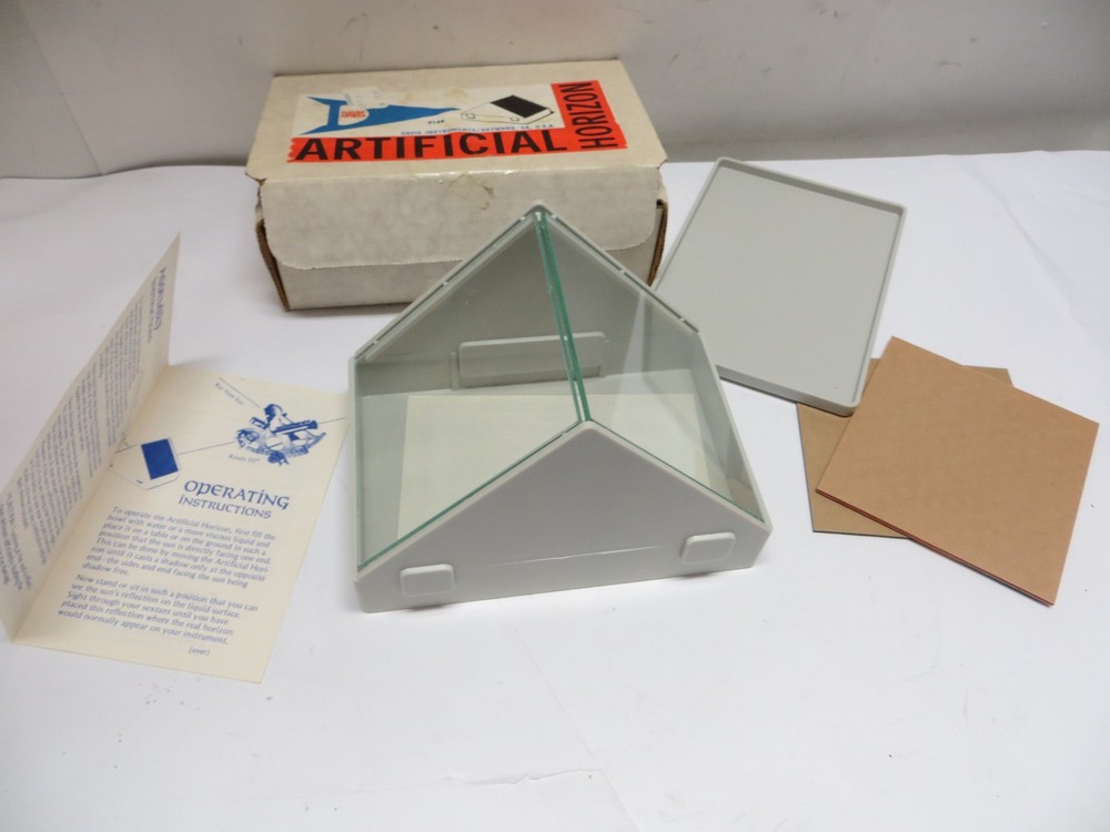 Davis Instruments Artificial Horizon for Sextant Practice