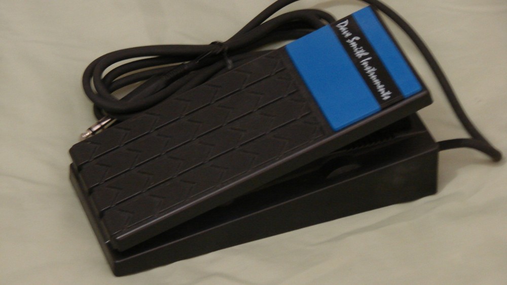 Dave Smith Instruments Expression / Volume Pedal for synthesizers unused.