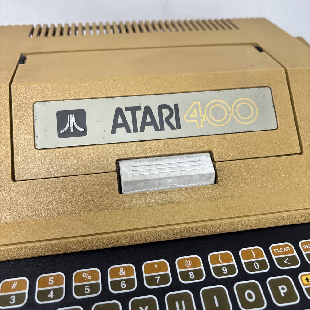 Atari 400 Computer System console with Power Supply TESTED and Working
