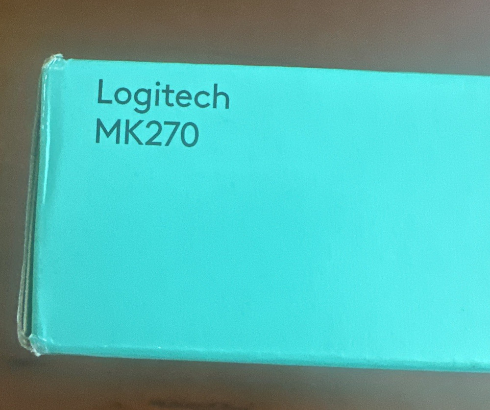 Wireless Keyboard and Mouse Combo Logitech MK270 Open Box