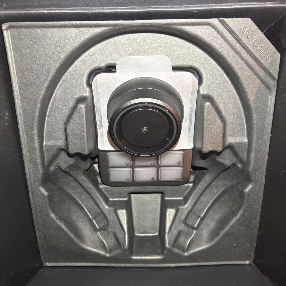 HyperX Cloud Alpha 2 - Wireless Gaming Headset customizable RGB base station