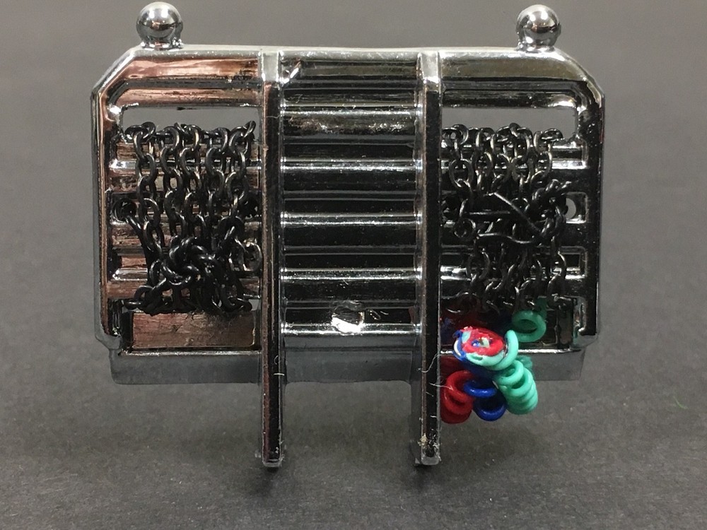 1/64 DCP PARTS CHROME HEADACHE RACK W/ LINES & CHAINS