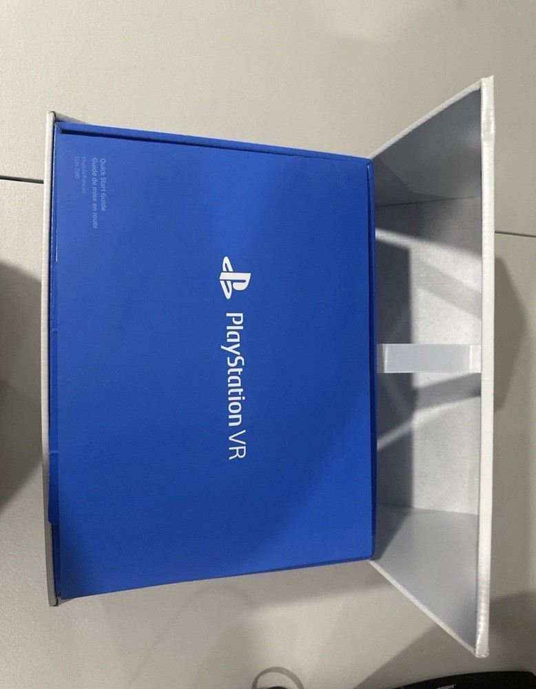 Sony PSVR Bundle CUH-ZVR1 Complete w/ Camera & Game