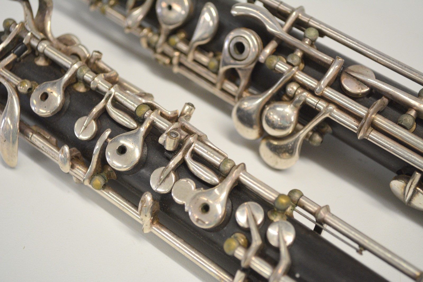 LINTON PARIS OBOE, MODIFIED SYSTEM, GRENADILLA WOOD BODY W/PLASTIC BELL