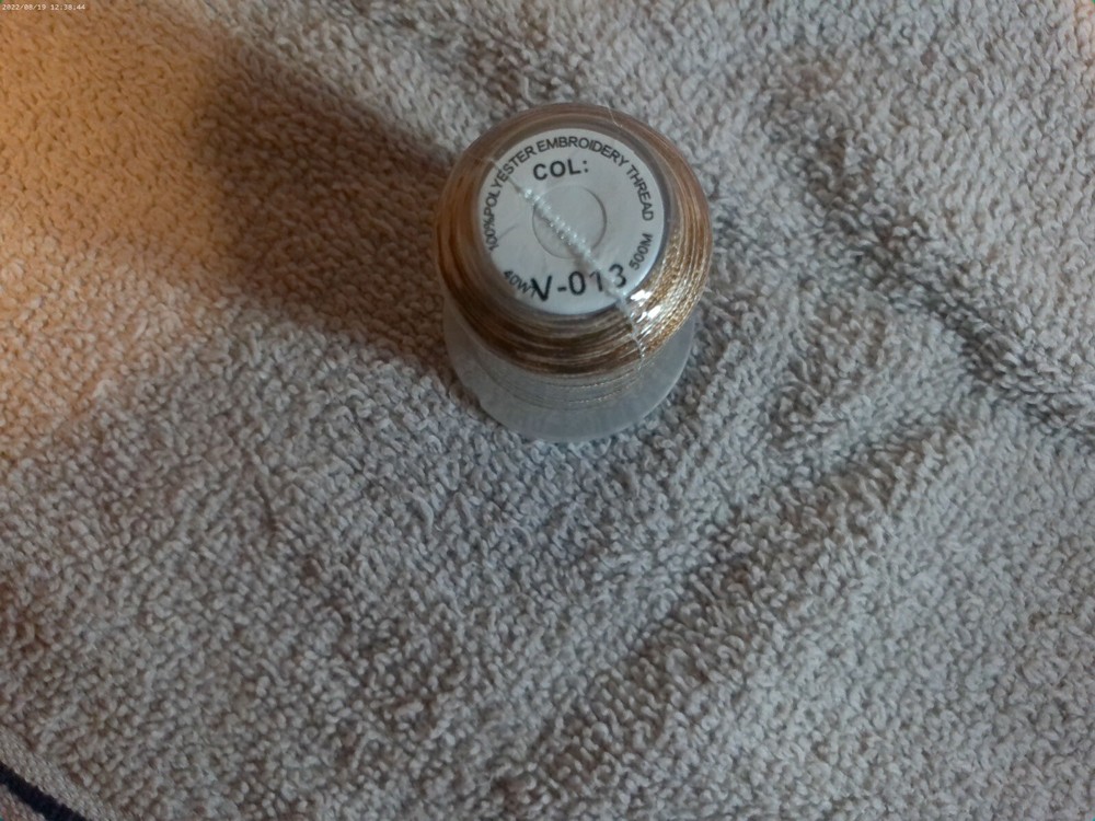 Lot of 2-100% polyester embroidery thread V-013