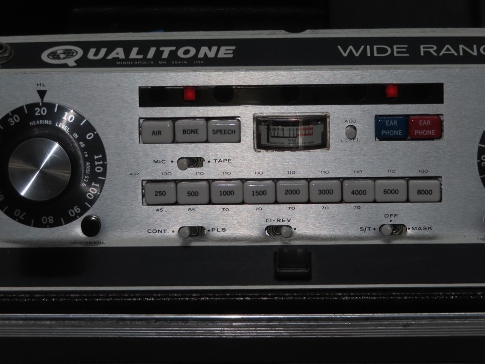 Qualitone Wide Range Hearing Ultratone Device System in Storage Case