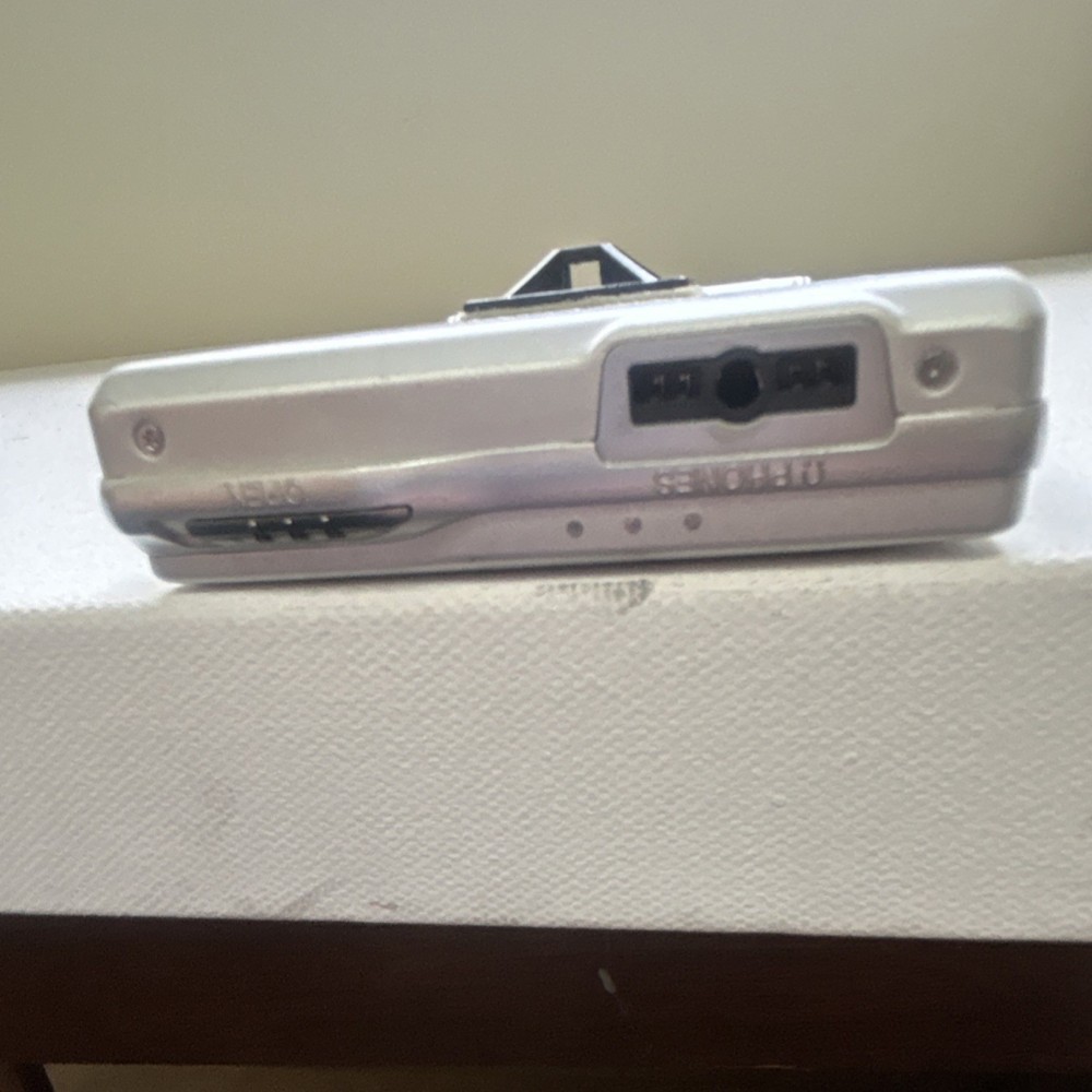 Sharp MD-MT90 MiniDisc Recorder Silver Bass Boost Display Screen Edit Function