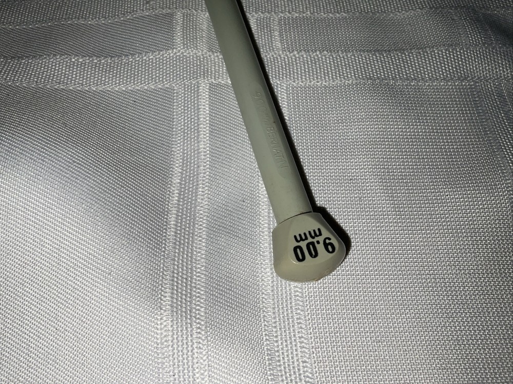 Crochet Hook 14” Bernat England 9. MM
