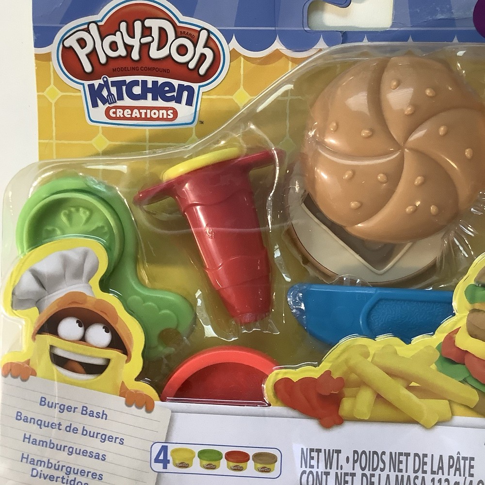 Play-Doh Kitchen Creations Burger Bash Set New In Box