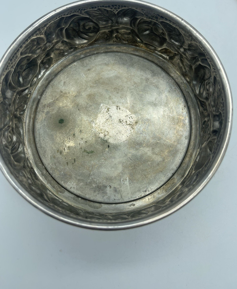 Vintage EL De Uberti Frog Silverplate Repousse Flower Base Roses Floral Italy