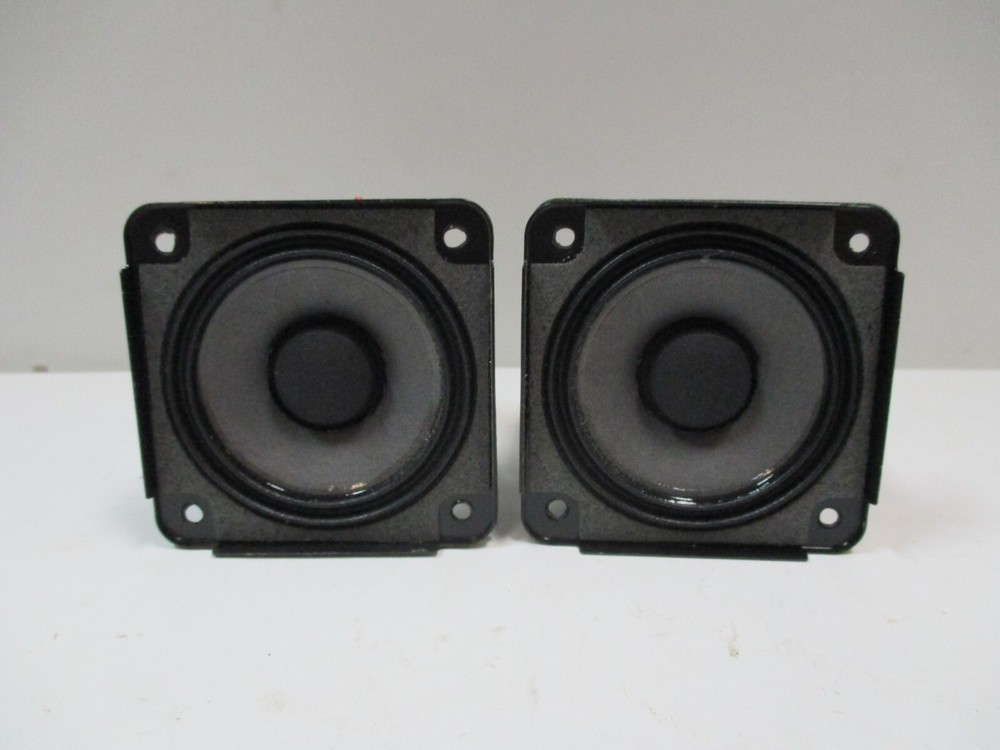 TWO Bose Wave Speaker 273488003  work great