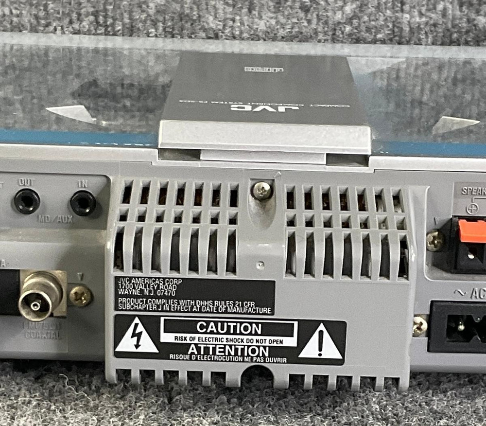 JVC FS-SD5 Compact Component System CD Receiver W/ Speaker System Digital Audio