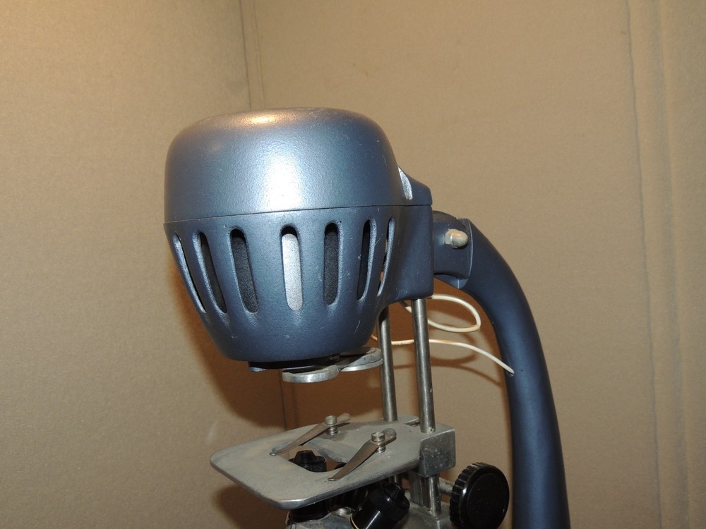 Ken-A-Vision Microprojector X1000-1