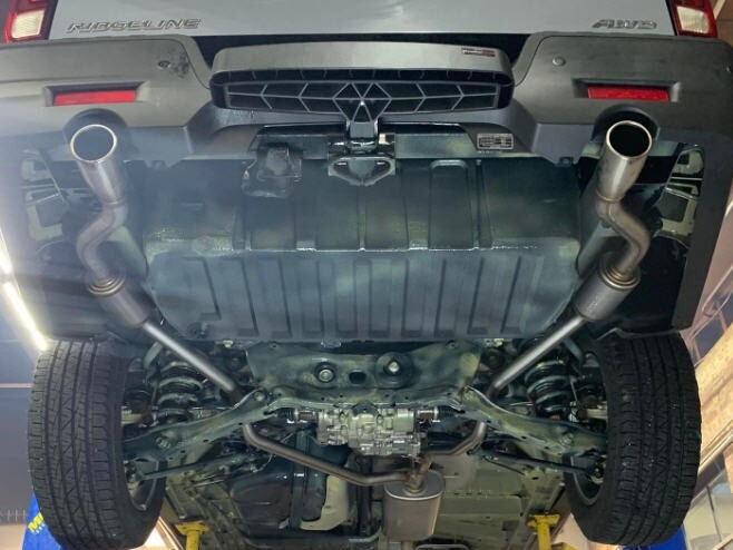 WOOLWAX Auto/Truck Lanolin Undercoating 5 Gallon Pail. STRAW (clear)