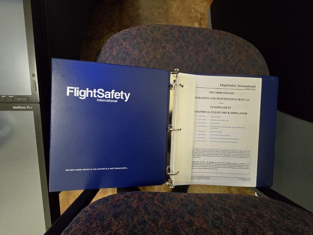 ^ Flight Safety GFS Graphical Flight-Deck Simualtor G550 Gulfstream Multi-Touch
