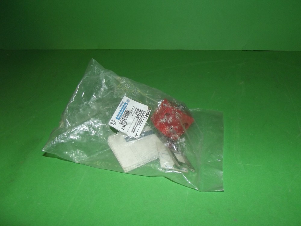 Telemecanique XCSZ03 Limit Switch Accesories.