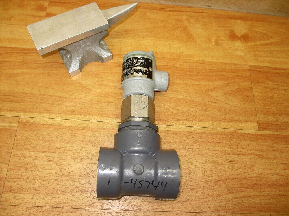 Flotect V4SS-2 *USED?* Explosion Proof Flow Switch W.E. Anderson