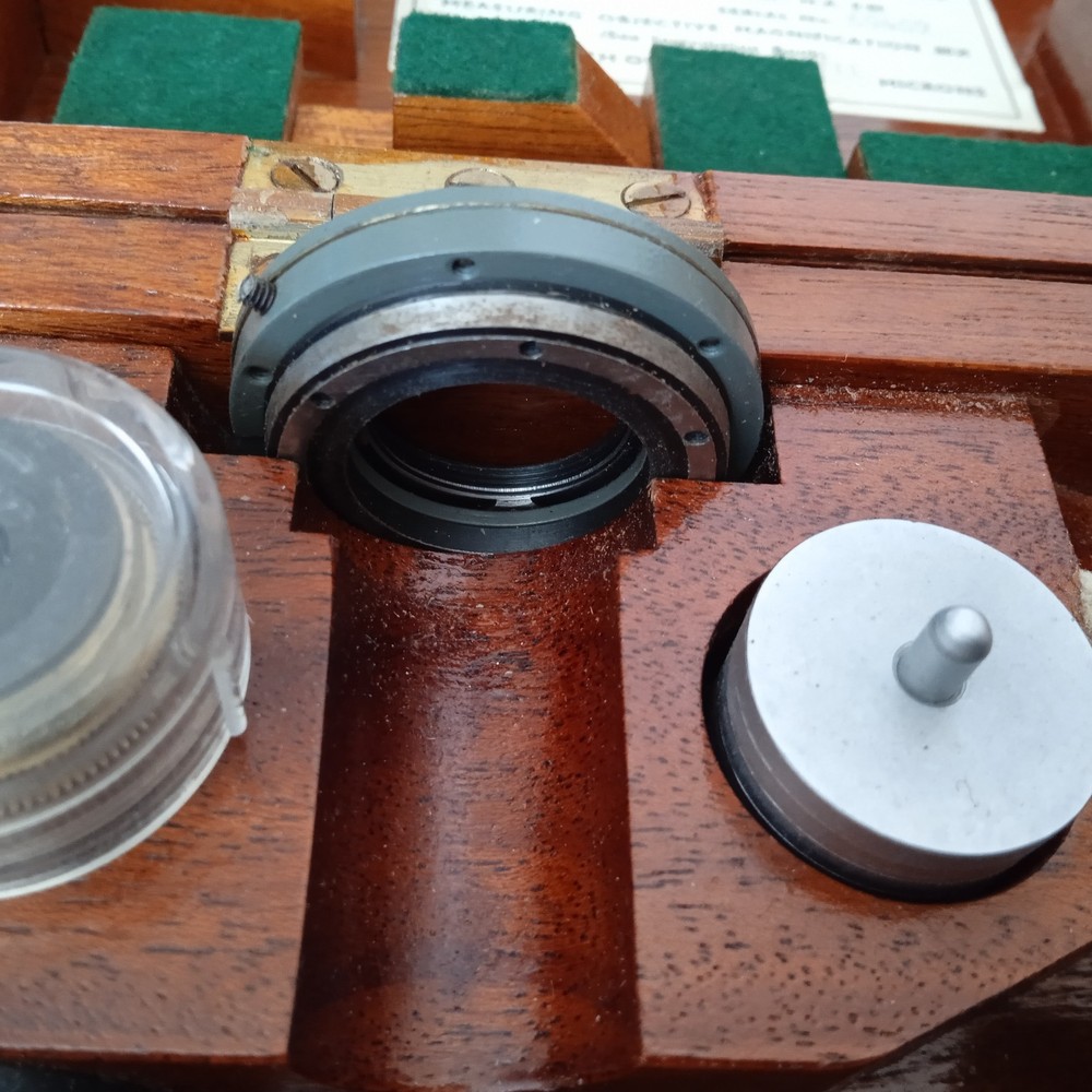 MICRO HARDNESS TESTER MO 6206 VICKERS MO 51315 PROJECTION MICROSCOPE