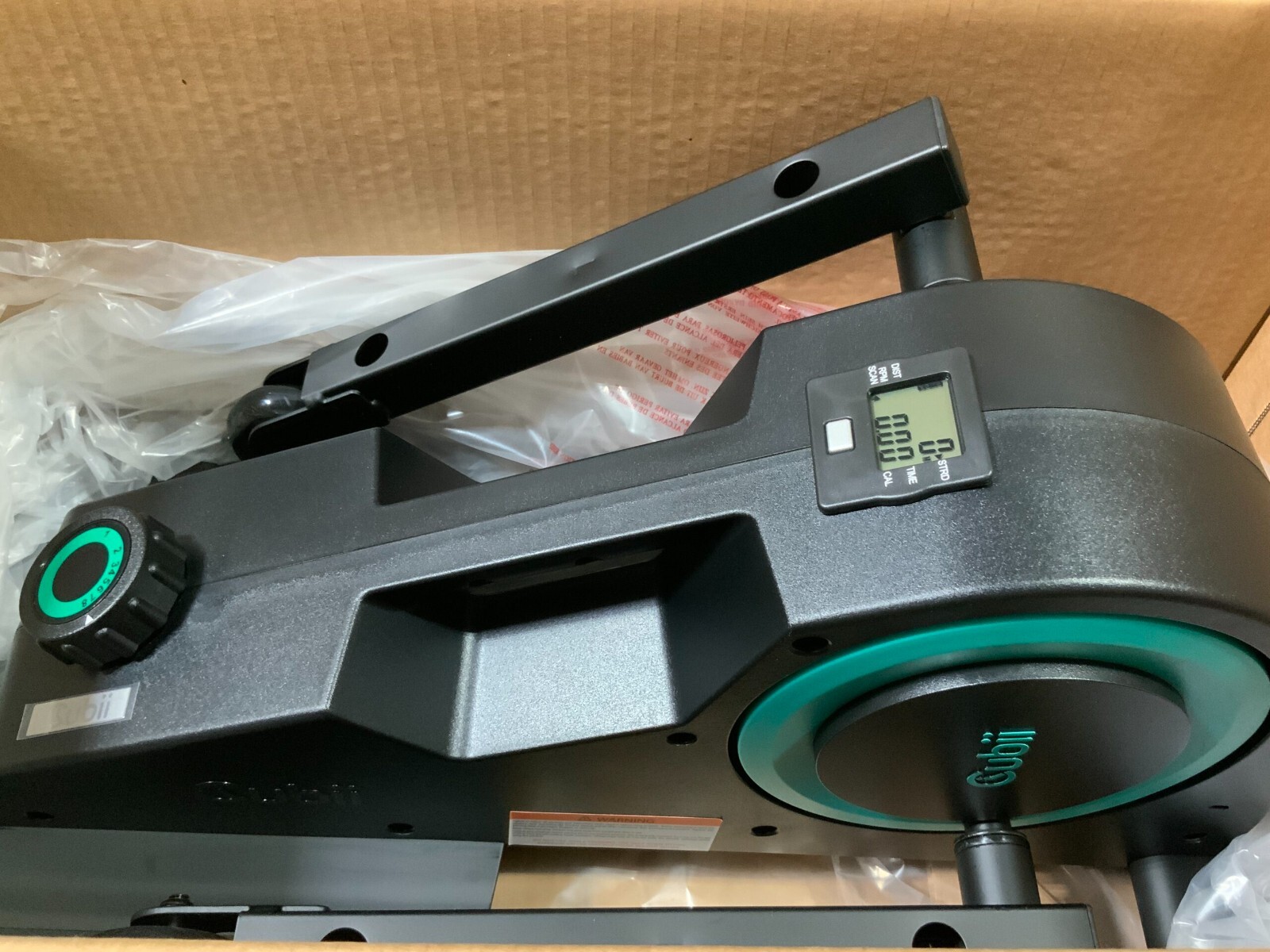 CUBII JR1 F3A2 Compact Seated Elliptical Aqua