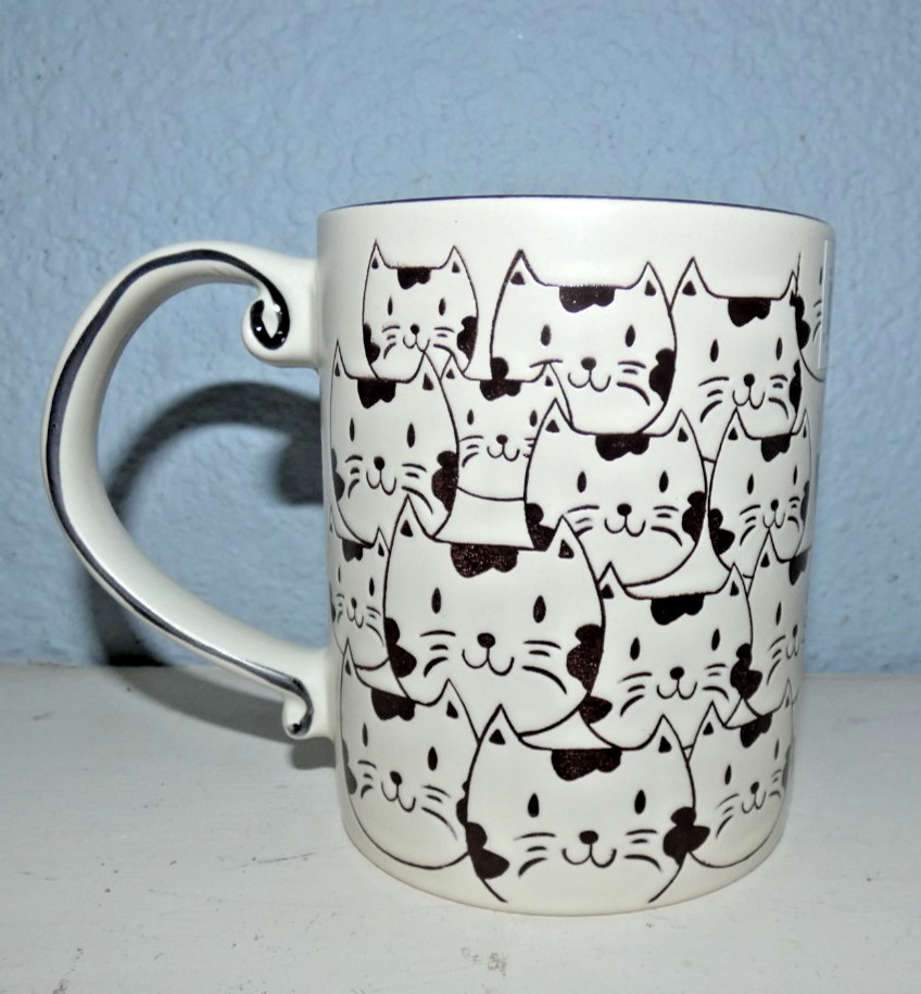 2018 Spectrum Designz Cat Face Smiling Repeat 16oz Mug