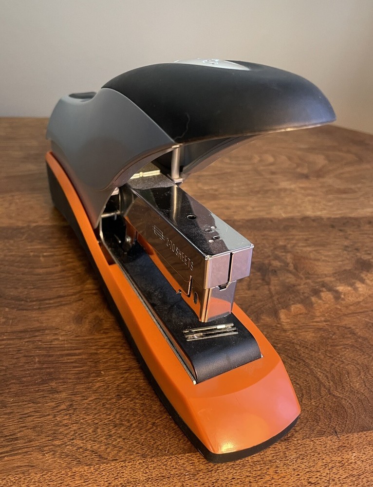 Swingline 2-70 Sheets Optima 8767x Heavy Duty Stapler