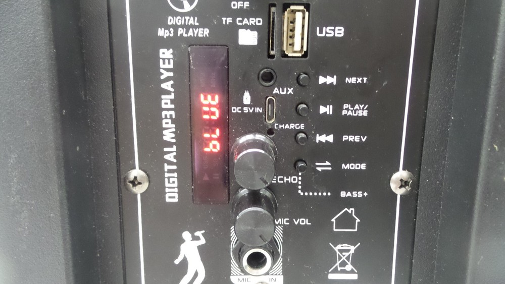 YAT YM8009 WIRELESS SPEAKER (125686-9 JO BB2)