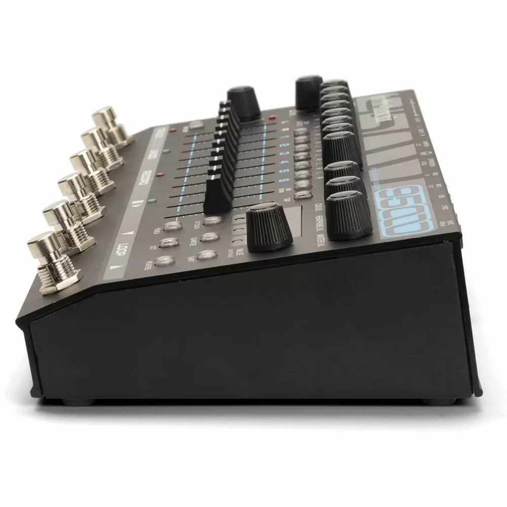 Electro-Harmonix 95000 Performance Loop Laboratory 6-Track Looper Effects Pedal