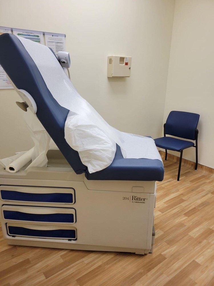 Ritter® 204 Manual Examination Table