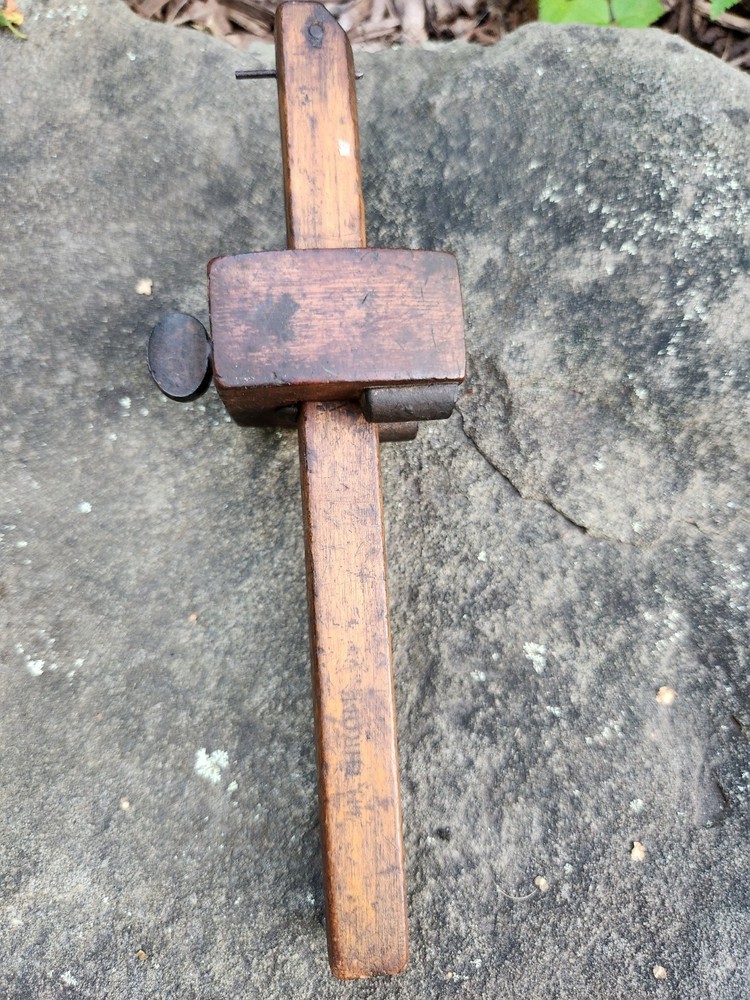 Stanley "moustache" marking gauge
