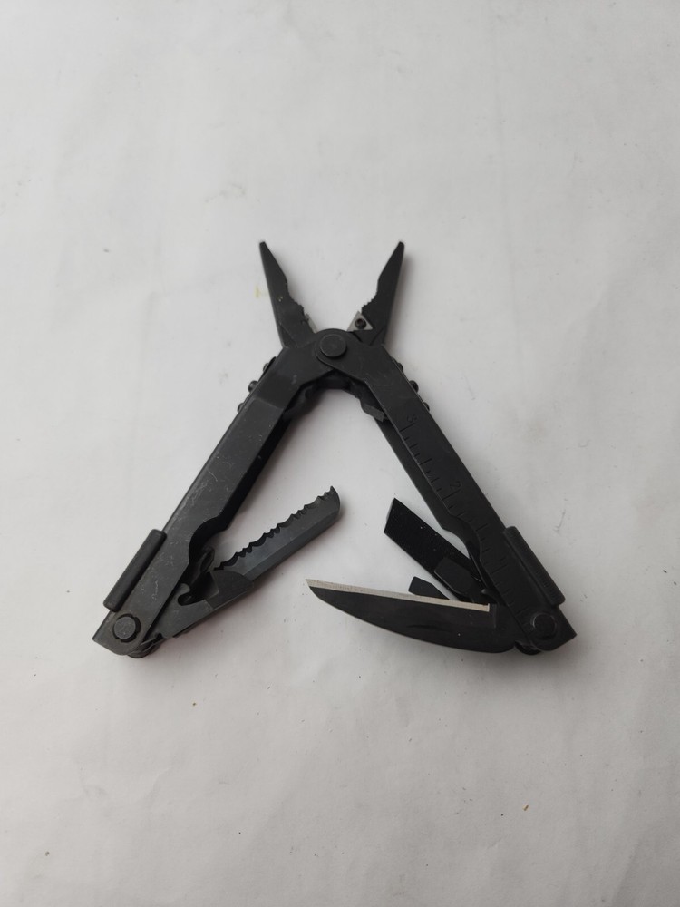 GERBER Multi Tool Multi-Plier Black Oxide!!.