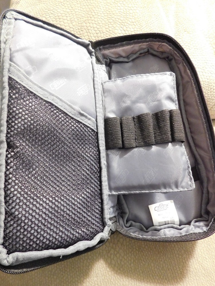 Case It Padded Case Pouch