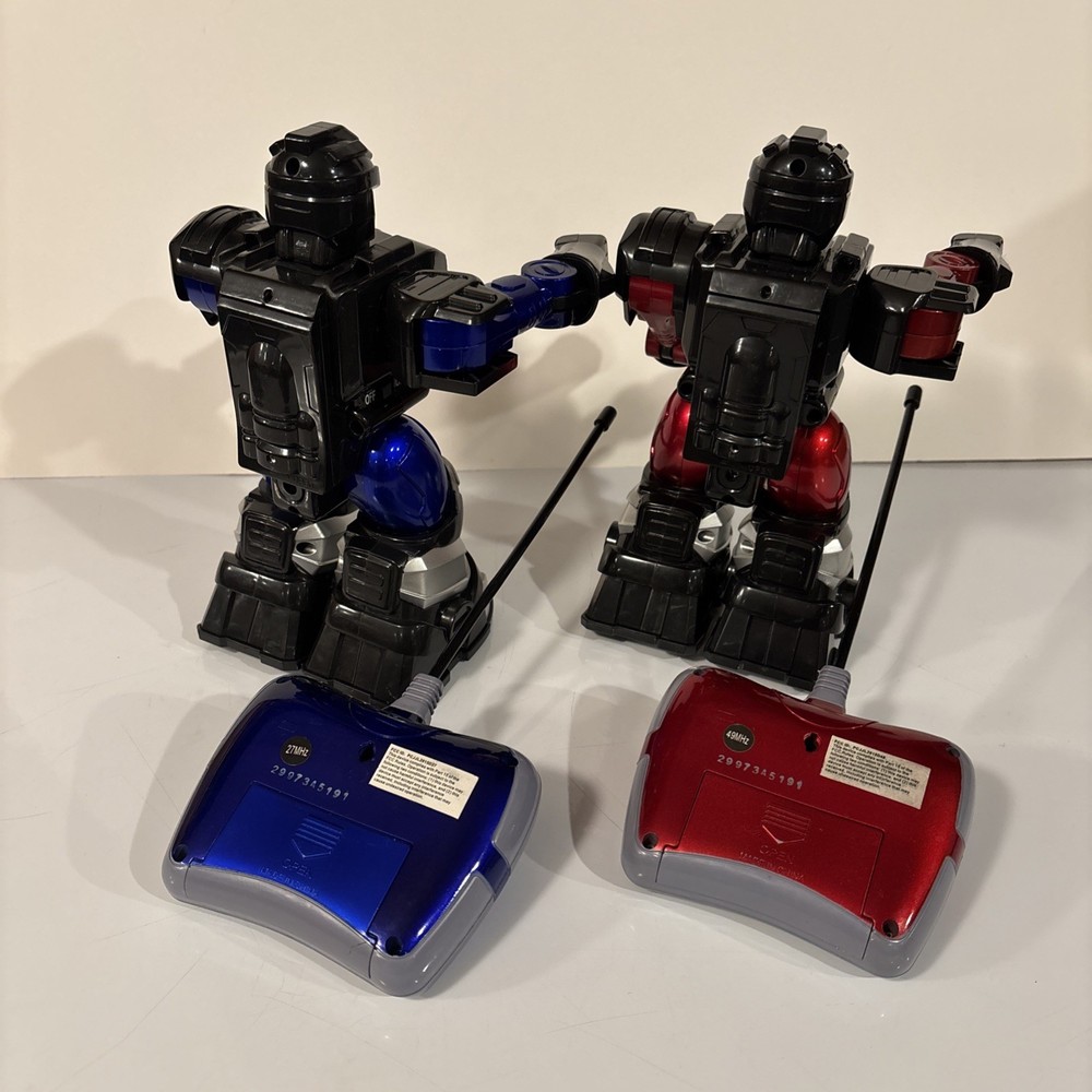 Cyber Boxing Robots Remote Control Head 2 Head RC Boxing See Description