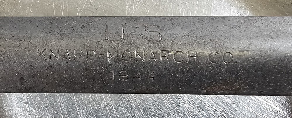 WWII U.S. 2-PIECE MILITARY MESS KIT, KNAPP-MONARDH 1944