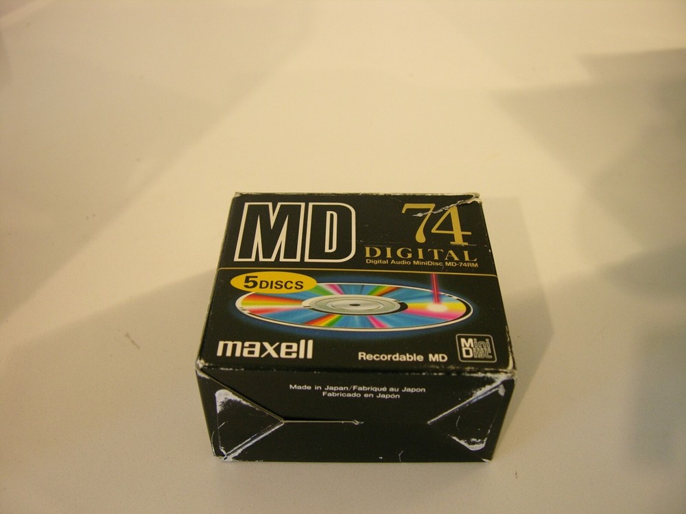 MAXELL MD-74 EMPTY BOX USED ,GOOD CONDITION