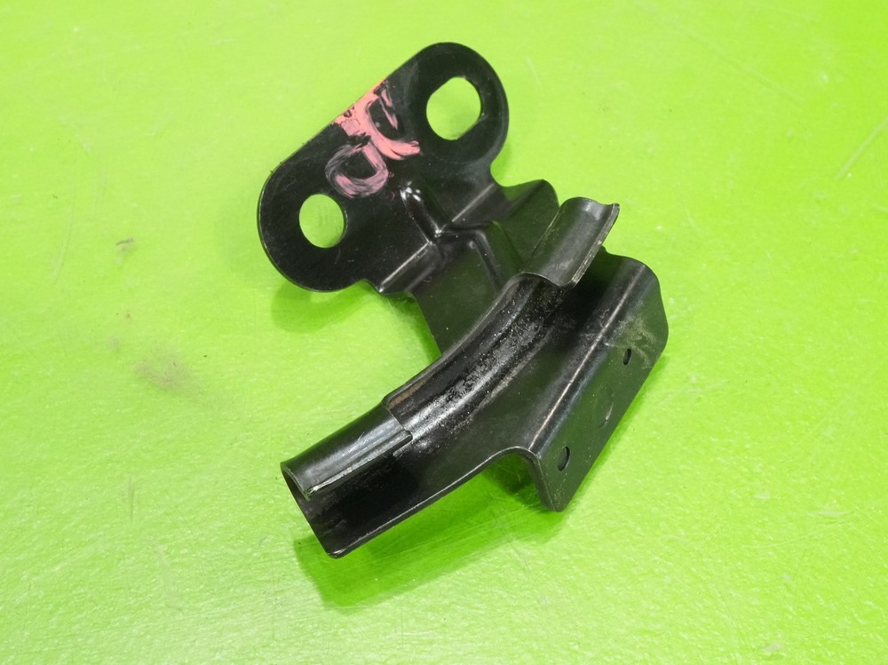 02-06 RSX OEM throttle cable bracket support